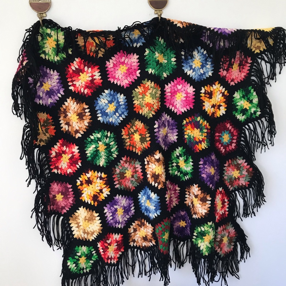 Handmade vintage afghan (granny blanket)